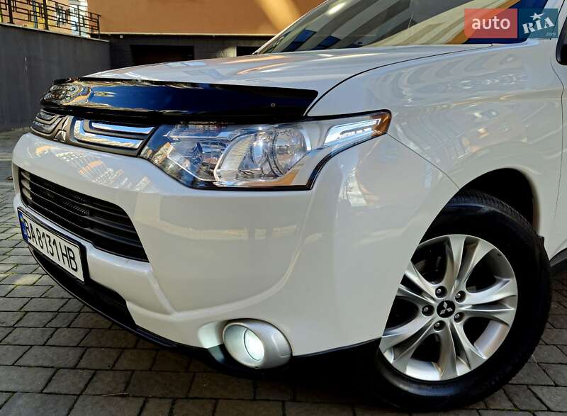Внедорожник / Кроссовер Mitsubishi Outlander 2013 в Ивано-Франковске фото 15 Внедорожник / Кроссовер Mitsubishi Outlander 2013 в Ивано-Франковске