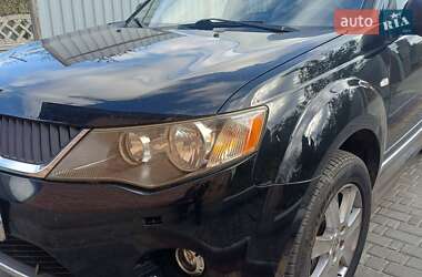 Позашляховик / Кросовер Mitsubishi Outlander 2008 в  фото 11 Позашляховик / Кросовер Mitsubishi Outlander 2008 в