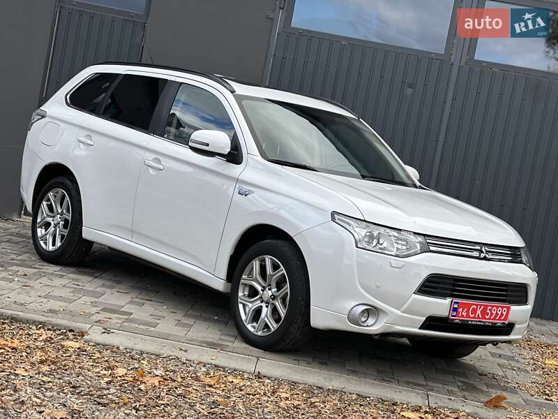 Позашляховик / Кросовер Mitsubishi Outlander 2013 в Івано-Франківську фото 9 Позашляховик / Кросовер Mitsubishi Outlander 2013 в Івано-Франківську
