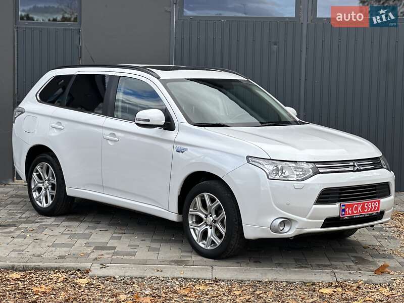 Позашляховик / Кросовер Mitsubishi Outlander 2013 в Івано-Франківську фото 10 Позашляховик / Кросовер Mitsubishi Outlander 2013 в Івано-Франківську