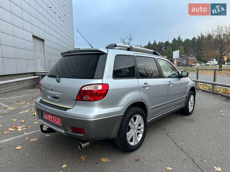 Внедорожник / Кроссовер Mitsubishi Outlander 2005 в Броварах фото 4 Внедорожник / Кроссовер Mitsubishi Outlander 2005 в Броварах