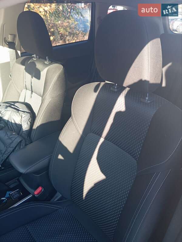 Внедорожник / Кроссовер Mitsubishi Outlander 2021 в Киеве фото 2 Внедорожник / Кроссовер Mitsubishi Outlander 2021 в Киеве