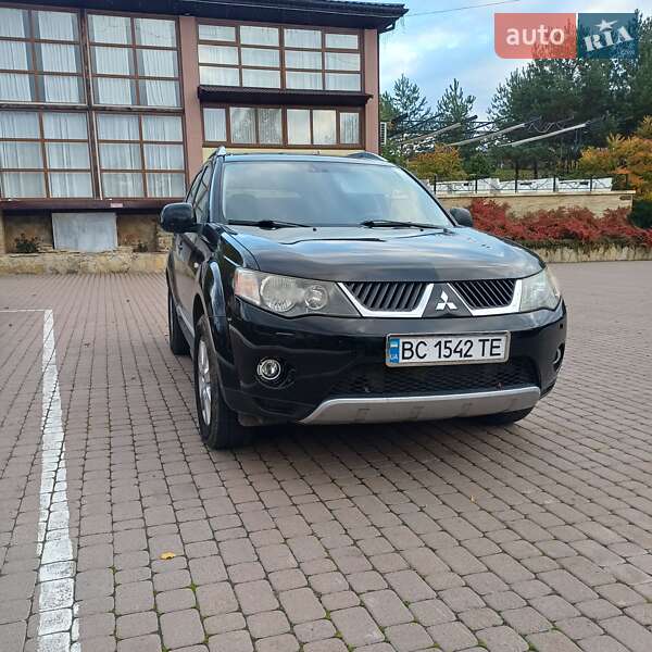 Внедорожник / Кроссовер Mitsubishi Outlander 2008 в Литине фото 5 Внедорожник / Кроссовер Mitsubishi Outlander 2008 в Литине