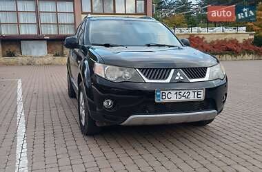 Позашляховик / Кросовер Mitsubishi Outlander 2008 в  фото 5 Позашляховик / Кросовер Mitsubishi Outlander 2008 в