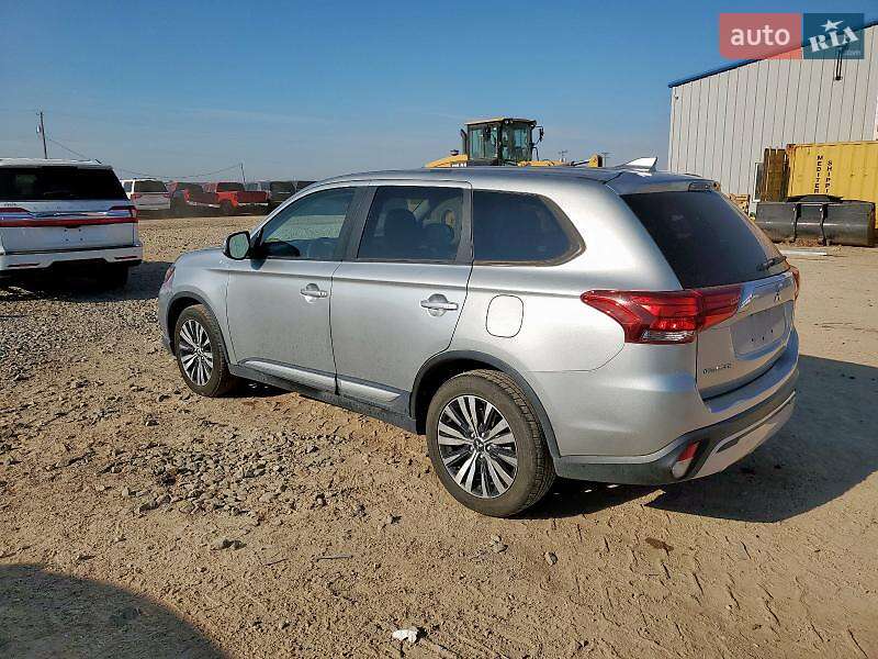 Позашляховик / Кросовер Mitsubishi Outlander 2020 в Кропивницькому фото 2 Позашляховик / Кросовер Mitsubishi Outlander 2020 в Кропивницькому