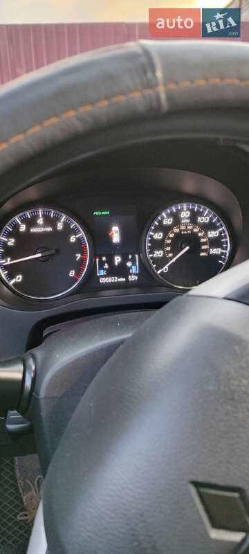 Внедорожник / Кроссовер Mitsubishi Outlander 2017 в Смеле