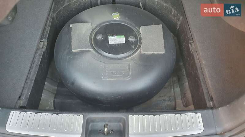 Внедорожник / Кроссовер Mitsubishi Outlander 2006 в Ивано-Франковске