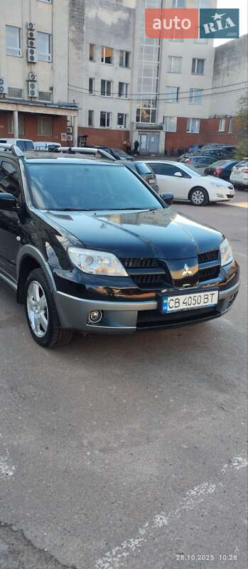 Mitsubishi Outlander 2005