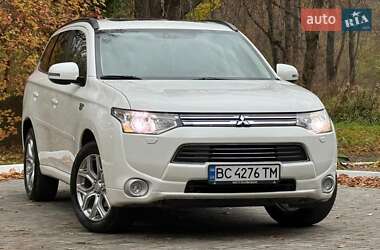 Внедорожник / Кроссовер Mitsubishi Outlander 2014 в Дрогобыче