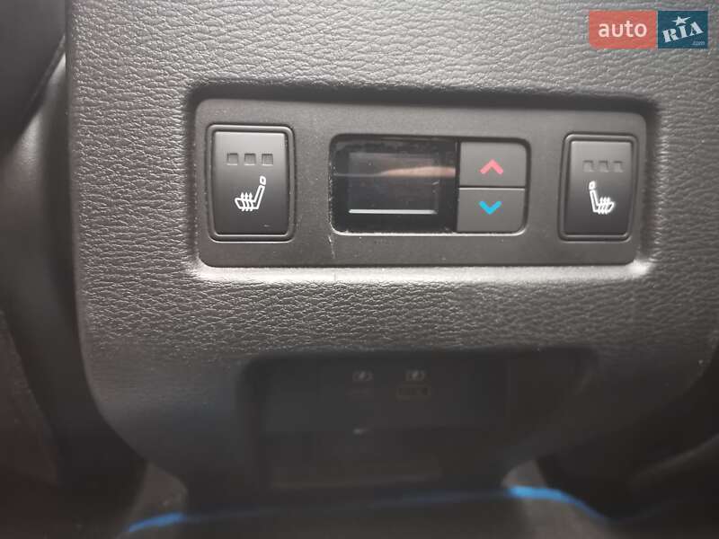 Позашляховик / Кросовер Mitsubishi Outlander 2023 в Полтаві фото 11 Позашляховик / Кросовер Mitsubishi Outlander 2023 в Полтаві