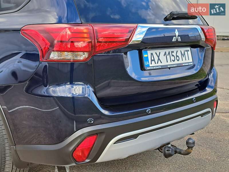 Внедорожник / Кроссовер Mitsubishi Outlander 2022 в Борисполе фото 13 Внедорожник / Кроссовер Mitsubishi Outlander 2022 в Борисполе