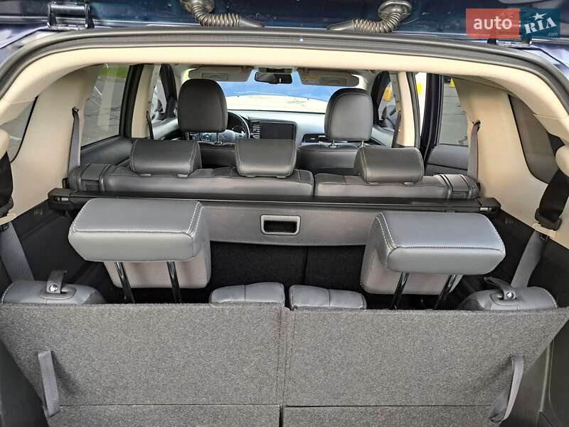 Внедорожник / Кроссовер Mitsubishi Outlander 2022 в Борисполе фото 33 Внедорожник / Кроссовер Mitsubishi Outlander 2022 в Борисполе