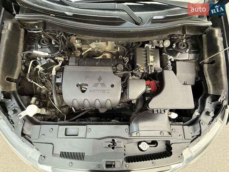 Позашляховик / Кросовер Mitsubishi Outlander 2019 в Києві фото 26 Позашляховик / Кросовер Mitsubishi Outlander 2019 в Києві