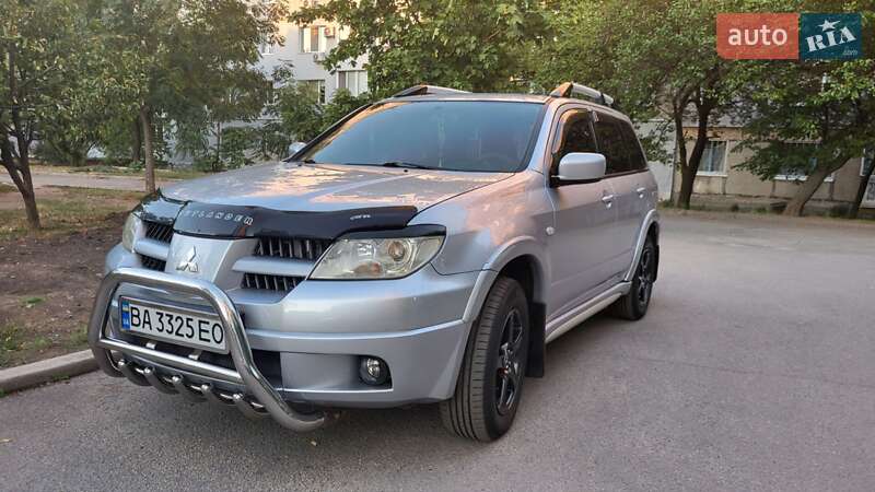 Внедорожник / Кроссовер Mitsubishi Outlander 2007 в Кропивницком фото 4 Внедорожник / Кроссовер Mitsubishi Outlander 2007 в Кропивницком