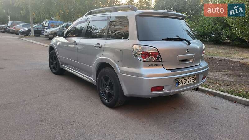 Внедорожник / Кроссовер Mitsubishi Outlander 2007 в Кропивницком фото 8 Внедорожник / Кроссовер Mitsubishi Outlander 2007 в Кропивницком