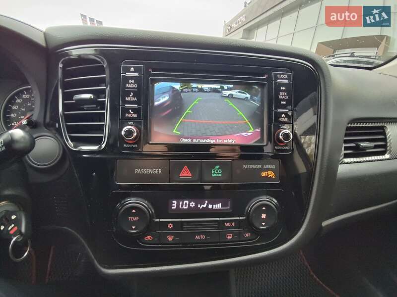 Внедорожник / Кроссовер Mitsubishi Outlander 2015 в Полтаве фото 16 Внедорожник / Кроссовер Mitsubishi Outlander 2015 в Полтаве