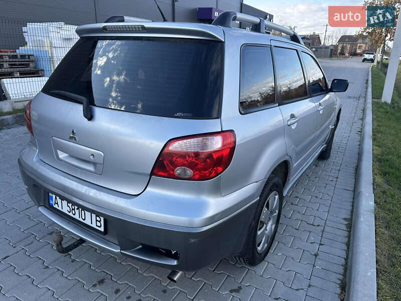 Внедорожник / Кроссовер Mitsubishi Outlander 2005 в Ивано-Франковске фото 8 Внедорожник / Кроссовер Mitsubishi Outlander 2005 в Ивано-Франковске