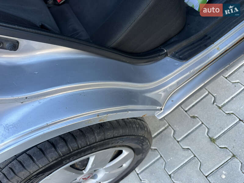 Внедорожник / Кроссовер Mitsubishi Outlander 2005 в Ивано-Франковске фото 14 Внедорожник / Кроссовер Mitsubishi Outlander 2005 в Ивано-Франковске