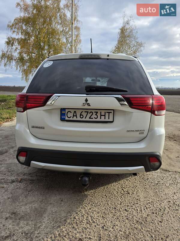 Внедорожник / Кроссовер Mitsubishi Outlander 2015 в Золотоноше фото 5 Внедорожник / Кроссовер Mitsubishi Outlander 2015 в Золотоноше