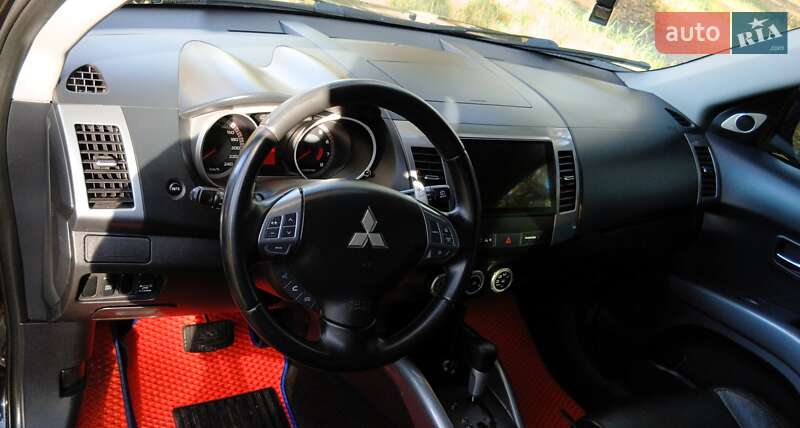 Внедорожник / Кроссовер Mitsubishi Outlander 2007 в Белой Церкви