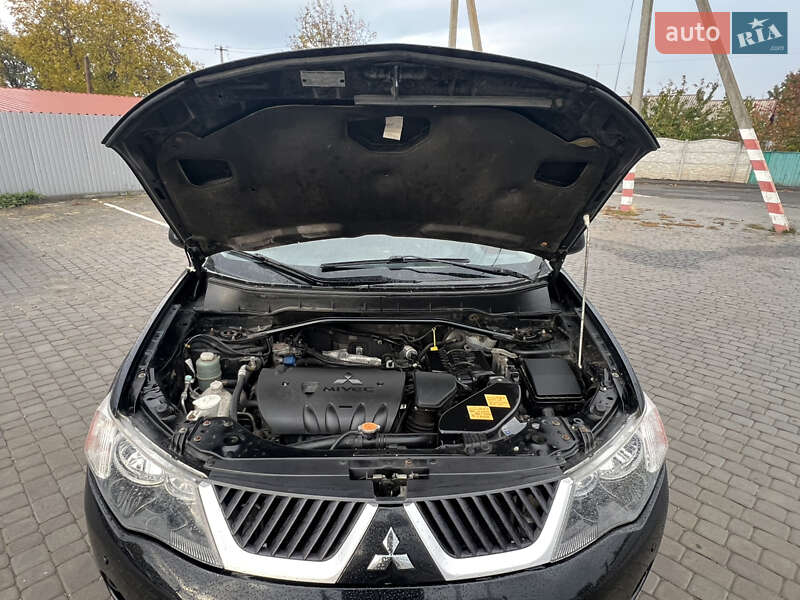 Внедорожник / Кроссовер Mitsubishi Outlander 2008 в Кременчуге фото 63 Внедорожник / Кроссовер Mitsubishi Outlander 2008 в Кременчуге