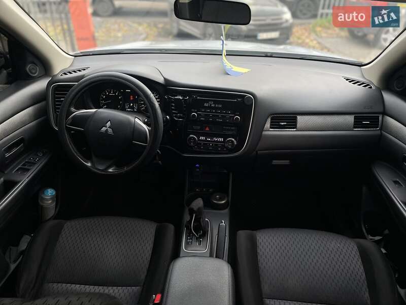Внедорожник / Кроссовер Mitsubishi Outlander 2012 в Днепре