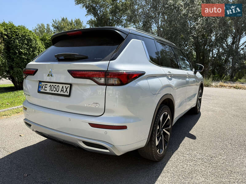 Внедорожник / Кроссовер Mitsubishi Outlander 2022 в Днепре фото 7 Внедорожник / Кроссовер Mitsubishi Outlander 2022 в Днепре