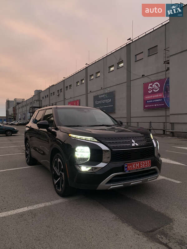 Позашляховик / Кросовер Mitsubishi Outlander 2022 в Києві фото 2 Позашляховик / Кросовер Mitsubishi Outlander 2022 в Києві