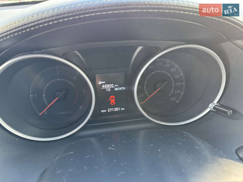 Позашляховик / Кросовер Mitsubishi Outlander 2010 в Івано-Франківську