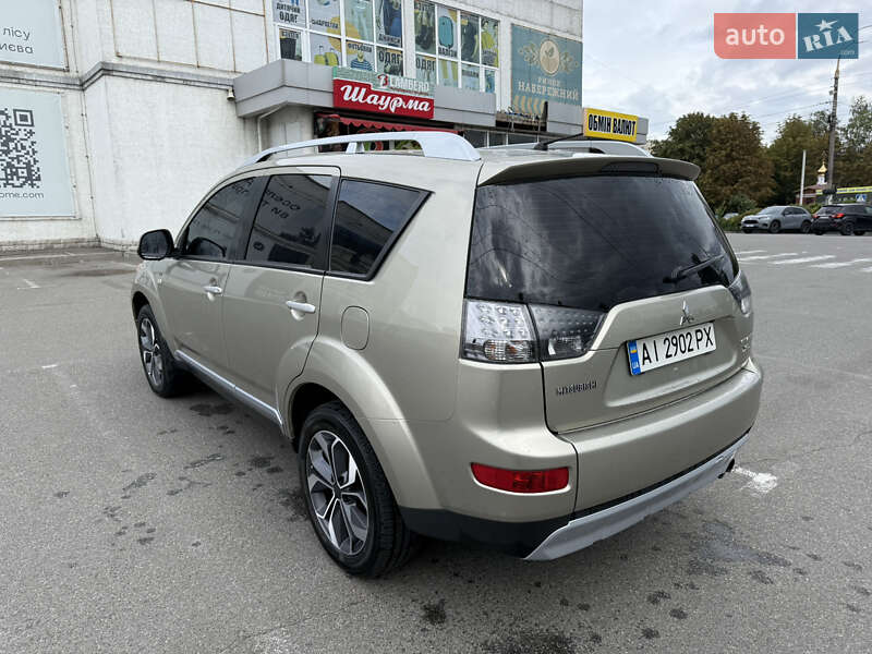 Внедорожник / Кроссовер Mitsubishi Outlander 2008 в Киеве фото 9 Внедорожник / Кроссовер Mitsubishi Outlander 2008 в Киеве