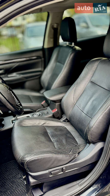 Внедорожник / Кроссовер Mitsubishi Outlander 2016 в Борисполе фото 20 Внедорожник / Кроссовер Mitsubishi Outlander 2016 в Борисполе