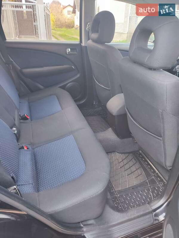 Позашляховик / Кросовер Mitsubishi Outlander 2008 в Івано-Франківську фото 5 Позашляховик / Кросовер Mitsubishi Outlander 2008 в Івано-Франківську