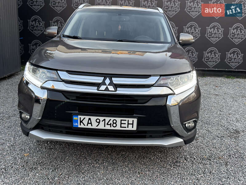 Внедорожник / Кроссовер Mitsubishi Outlander 2015 в Киеве фото 3 Внедорожник / Кроссовер Mitsubishi Outlander 2015 в Киеве