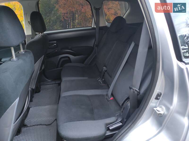 Внедорожник / Кроссовер Mitsubishi Outlander 2007 в Хмельницком