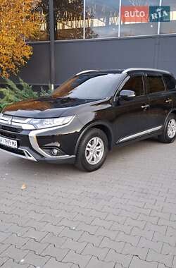 Внедорожник / Кроссовер Mitsubishi Outlander 2018 в Белой Церкви