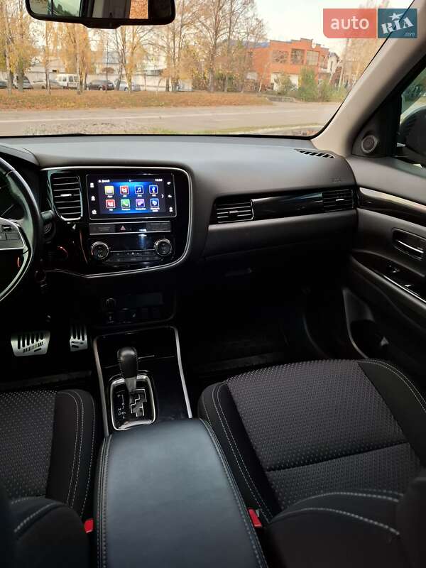 Внедорожник / Кроссовер Mitsubishi Outlander 2018 в Белой Церкви