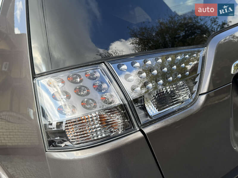 Внедорожник / Кроссовер Mitsubishi Outlander 2012 в Дрогобыче