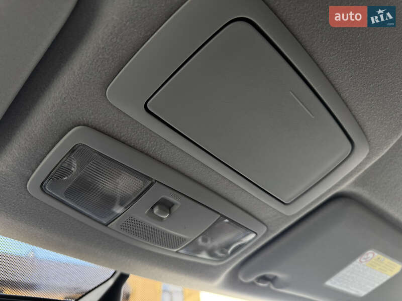 Внедорожник / Кроссовер Mitsubishi Outlander 2012 в Дрогобыче