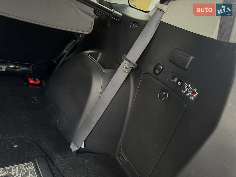 Внедорожник / Кроссовер Mitsubishi Outlander 2012 в Дрогобыче