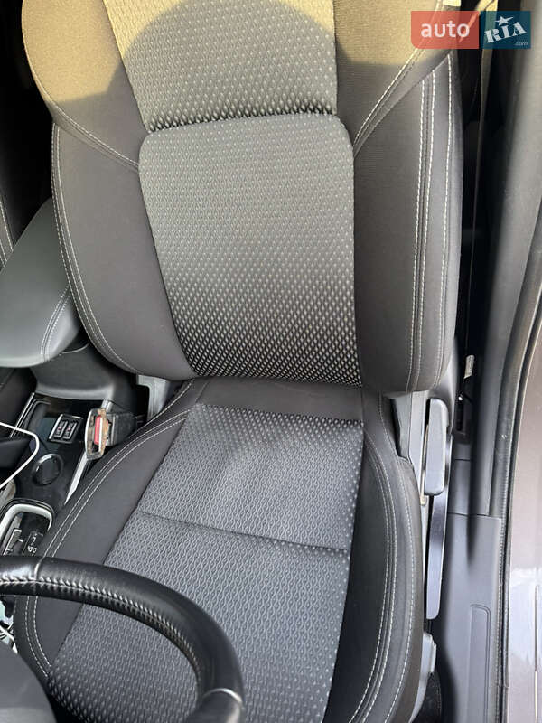 Внедорожник / Кроссовер Mitsubishi Outlander 2020 в Кропивницком фото 15 Внедорожник / Кроссовер Mitsubishi Outlander 2020 в Кропивницком