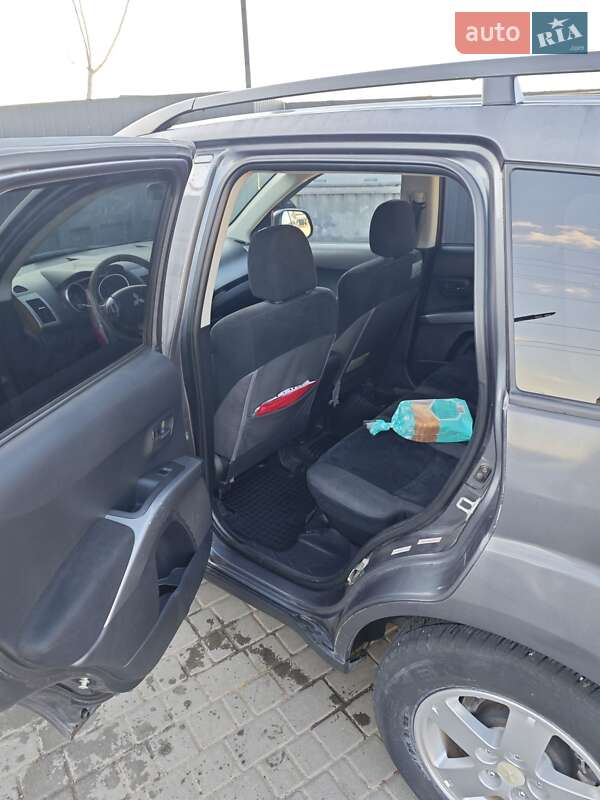 Внедорожник / Кроссовер Mitsubishi Outlander 2006 в Одессе