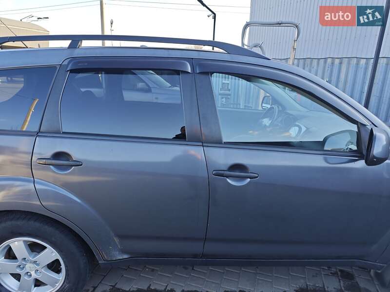 Внедорожник / Кроссовер Mitsubishi Outlander 2006 в Одессе