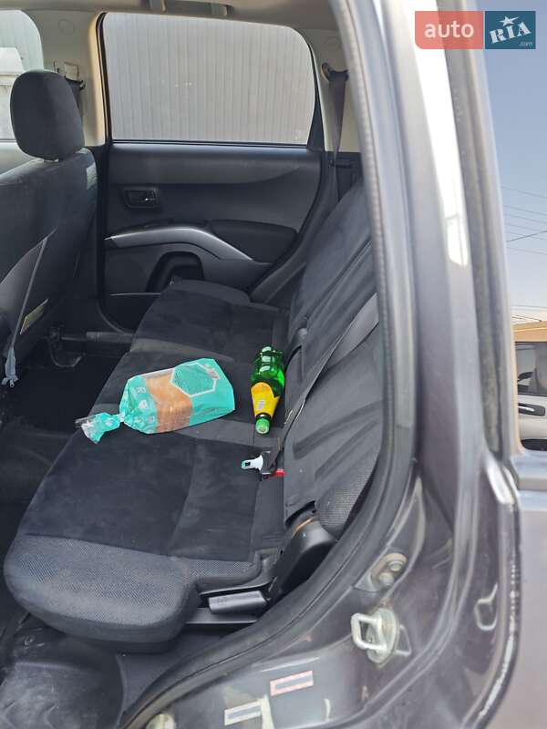 Внедорожник / Кроссовер Mitsubishi Outlander 2006 в Одессе