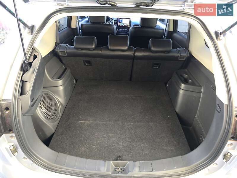 Внедорожник / Кроссовер Mitsubishi Outlander 2015 в Харькове фото 8 Внедорожник / Кроссовер Mitsubishi Outlander 2015 в Харькове