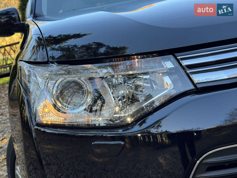 Внедорожник / Кроссовер Mitsubishi Outlander 2014 в Дрогобыче