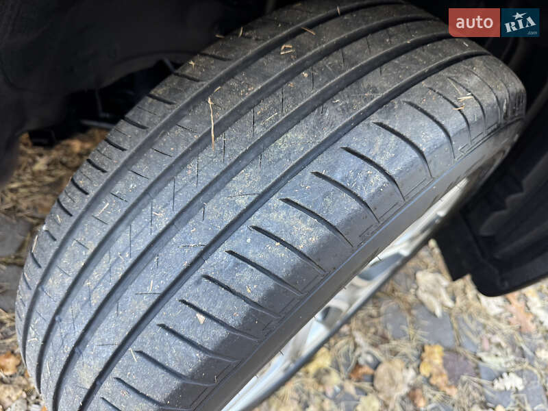 Внедорожник / Кроссовер Mitsubishi Outlander 2014 в Дрогобыче