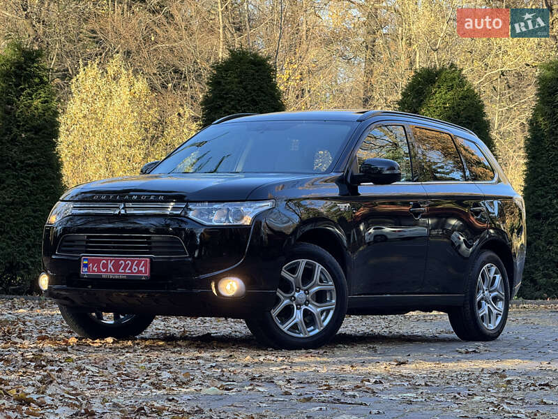 Внедорожник / Кроссовер Mitsubishi Outlander 2014 в Дрогобыче