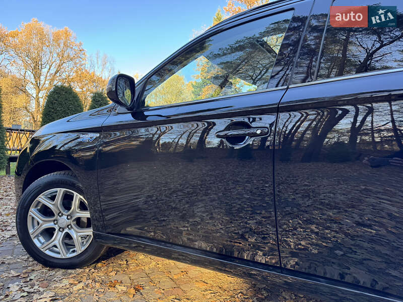 Внедорожник / Кроссовер Mitsubishi Outlander 2014 в Дрогобыче