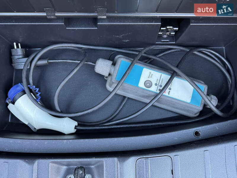 Внедорожник / Кроссовер Mitsubishi Outlander 2014 в Дрогобыче