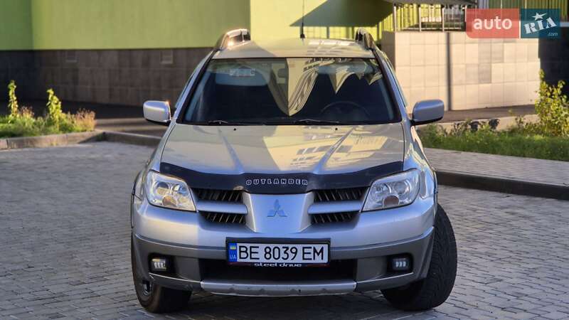 Позашляховик / Кросовер Mitsubishi Outlander 2005 в Миколаєві